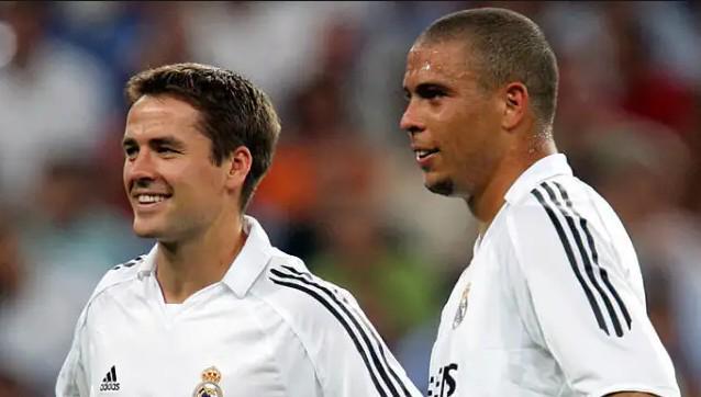 这两人各具 这两人各具