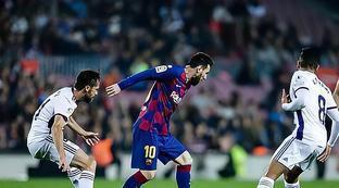 共同角逐桂 共同角逐桂